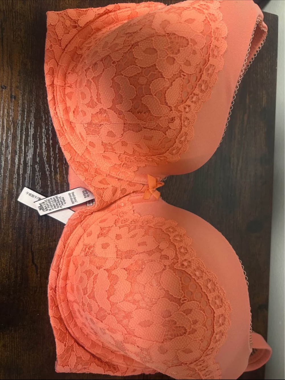 Victoria's Secret Coral Lace T-Shirt Bra